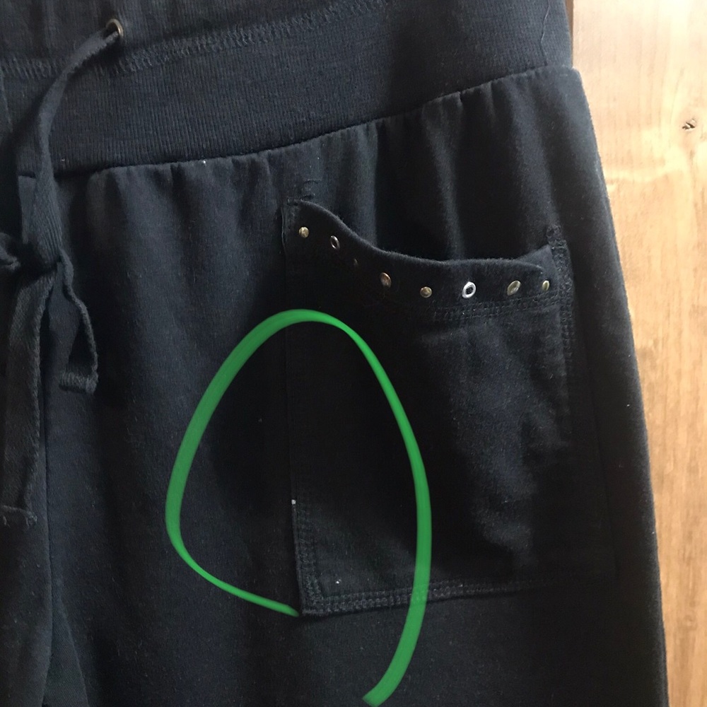 Womens Capri Pants Size Small - Picture 3 of 5